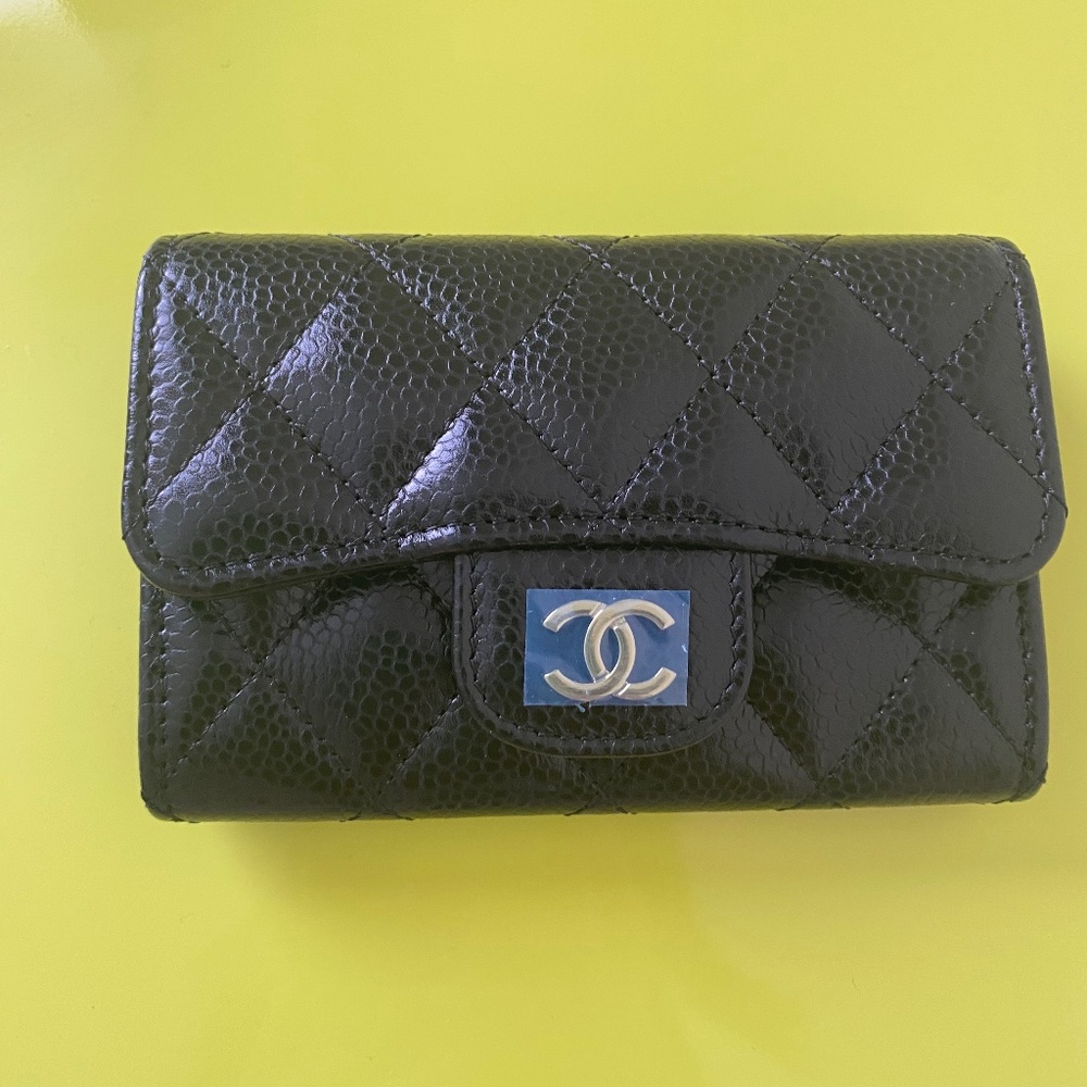 Chanel Caviar Leather Card Holder